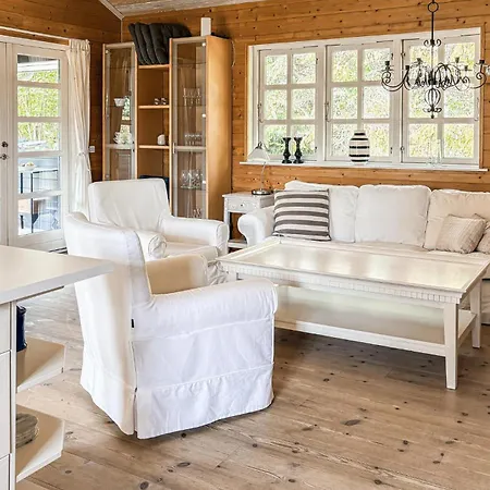 Holiday home Front In Vaeggerlose With Wifi