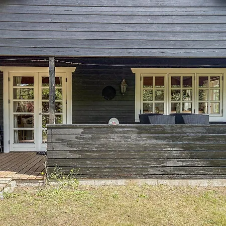 Holiday home Front In Vaeggerlose With Wifi