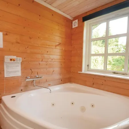 Bogevaenget Vaeggerlose Iv * Bøtø By